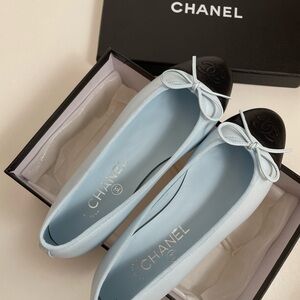 Chanel Women's Blue and Black Ballet Flats